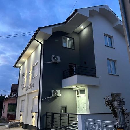 La Casa Apartments Jagodina Exterior foto