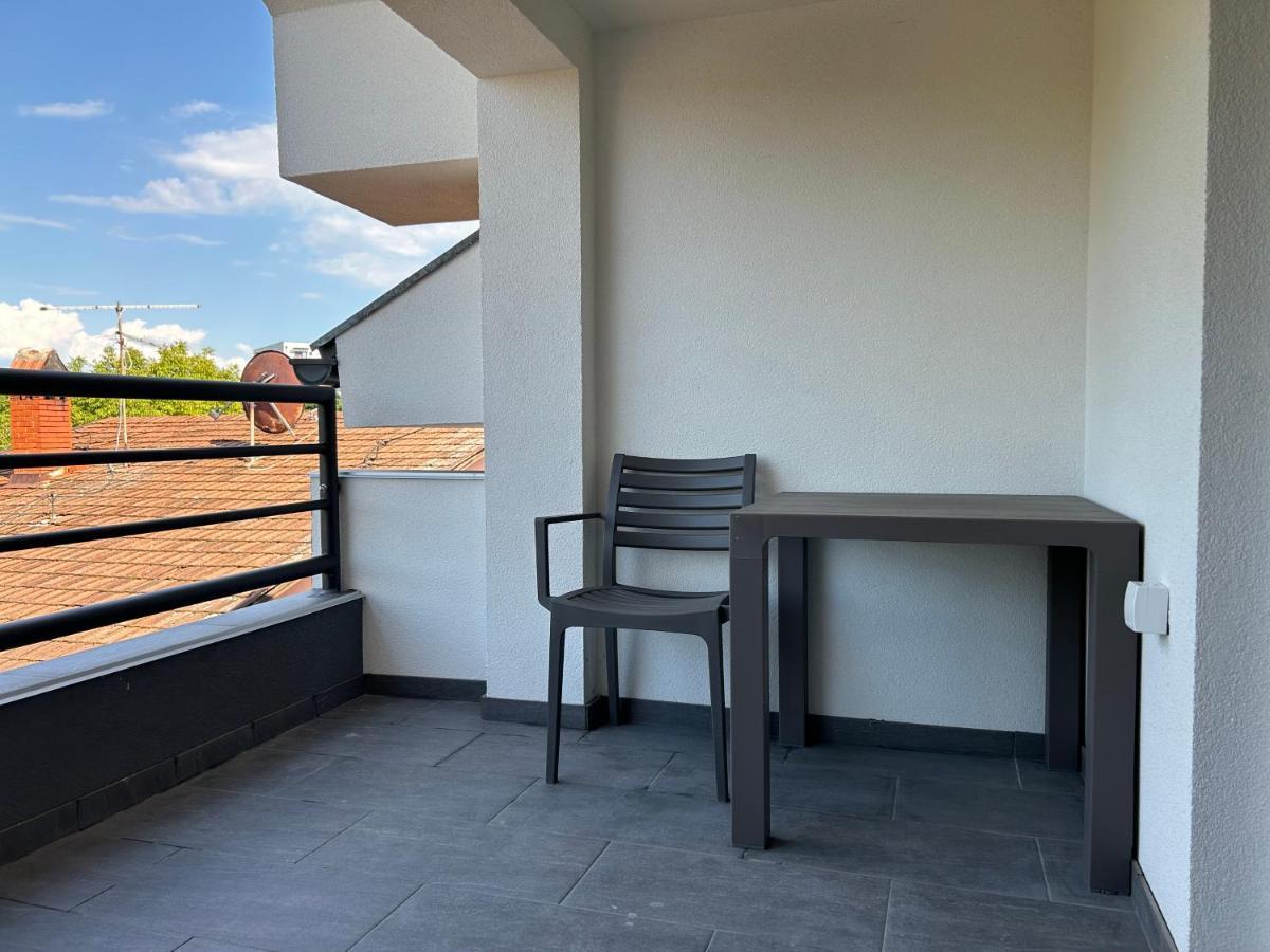 La Casa Apartments Jagodina Exterior foto